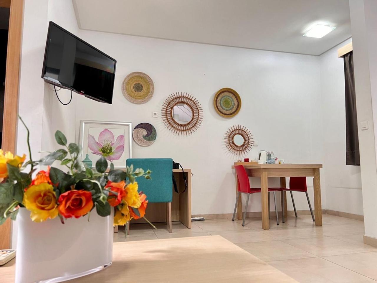 Residence Achenbach Abidjan Bagian luar foto